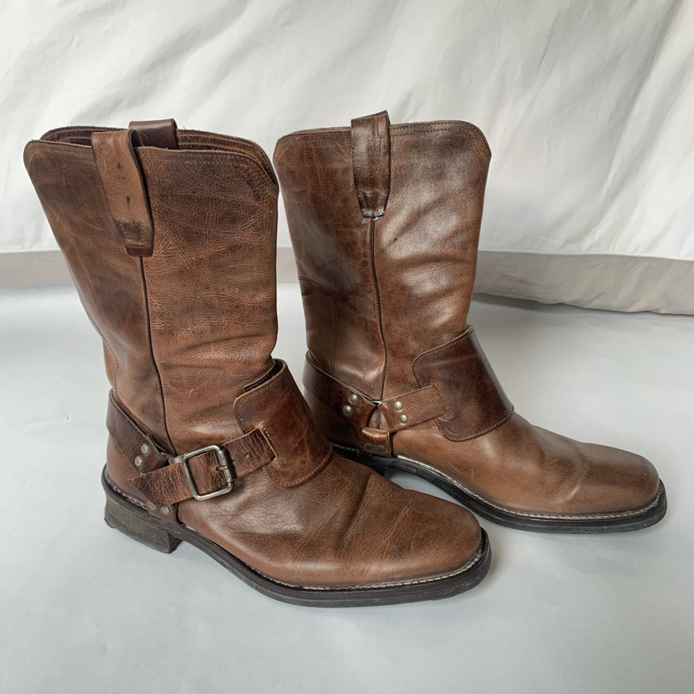 Boots. John Varvatos. Near used.